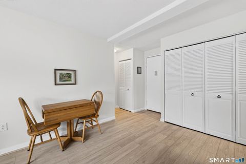 Tiny photo for 292 Pequot Avenue #E1, New London, CT 06320 (MLS # 24134120)