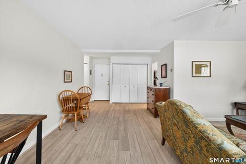 Tiny photo for 292 Pequot Avenue #E1, New London, CT 06320 (MLS # 24134120)