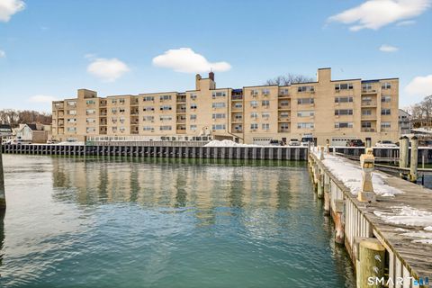 Tiny photo for 292 Pequot Avenue #E1, New London, CT 06320 (MLS # 24134120)