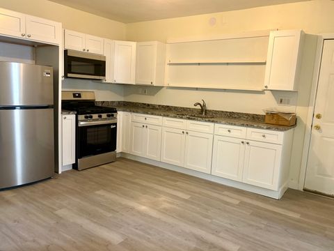 Photo of 358 Washington Street #1, New Britain, CT 06051 (MLS # 24142776)