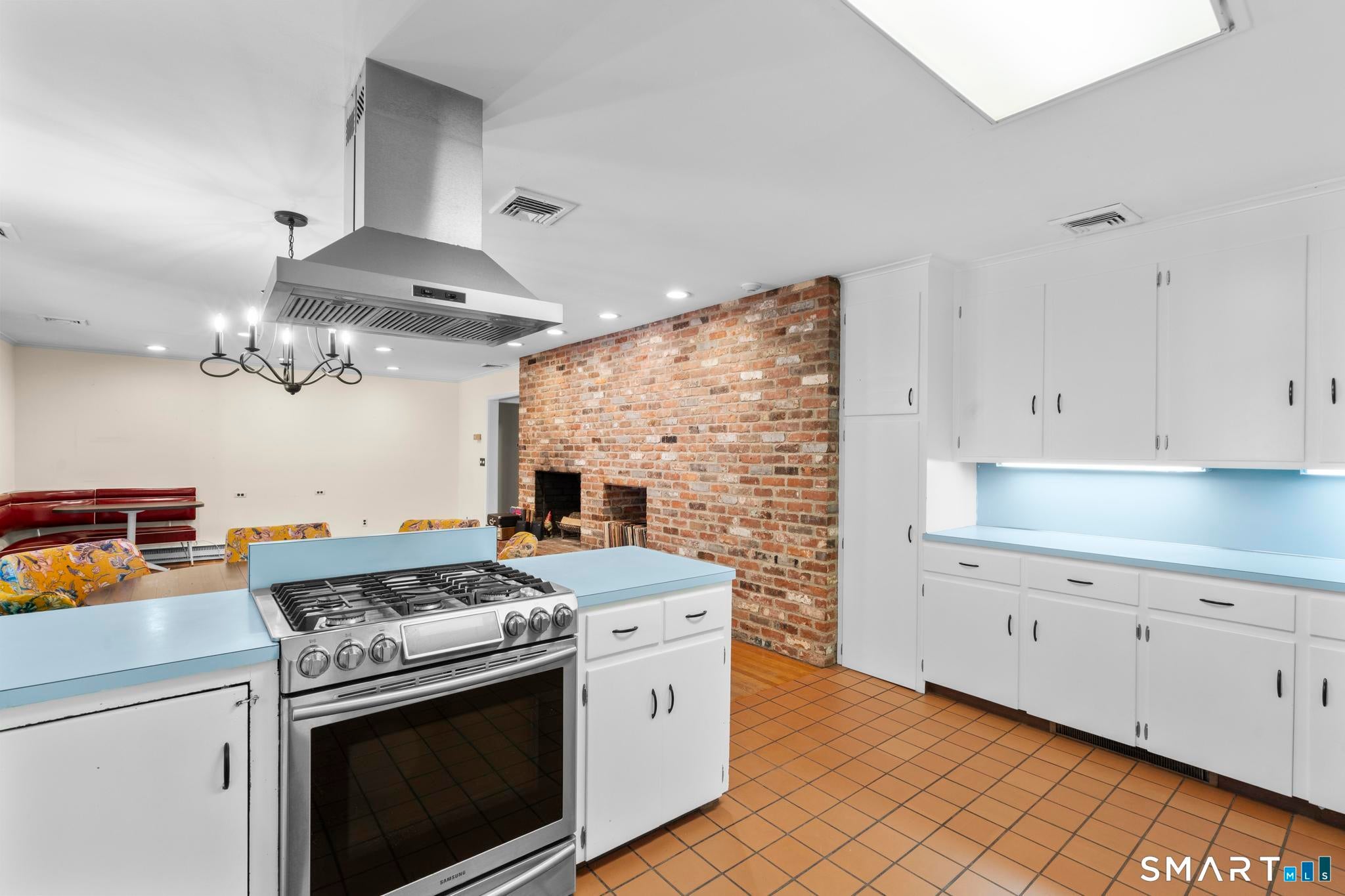1140 Johnson Road