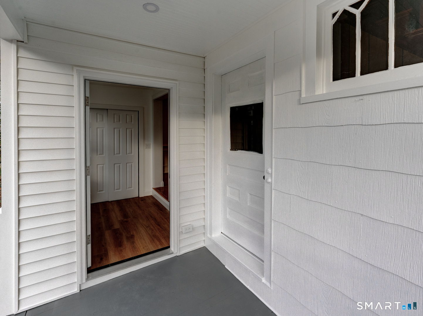 44 Wallace Row Second Floor