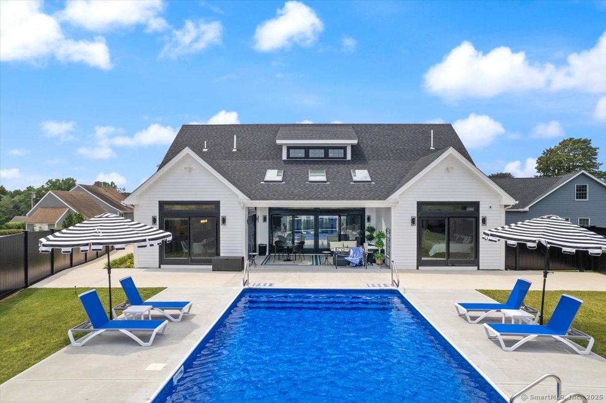 904 Eastern Point Road