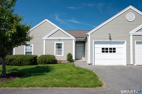 Photo of 46 Elizabeth Circle #46, Newtown, CT 06482 (MLS # 24177253)
