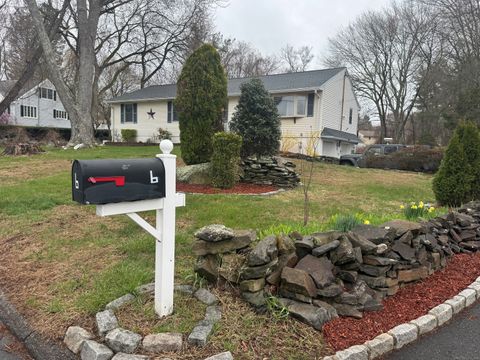 6 Benz Street, Ansonia, CT 06401 - #: 24088071