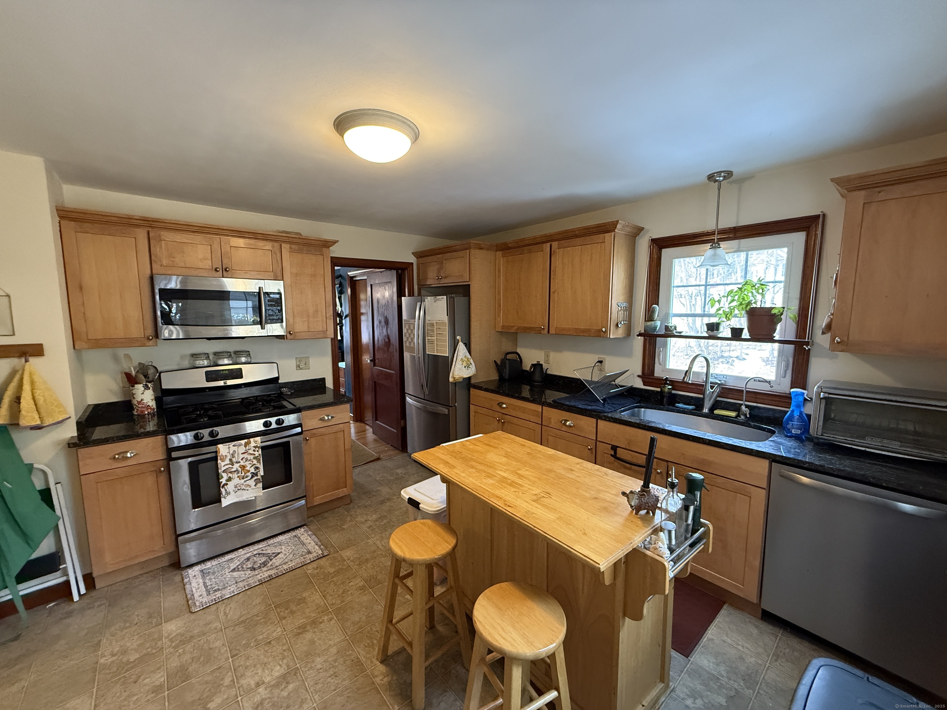 1002 Highland Avenue, Torrington, Connecticut image 15