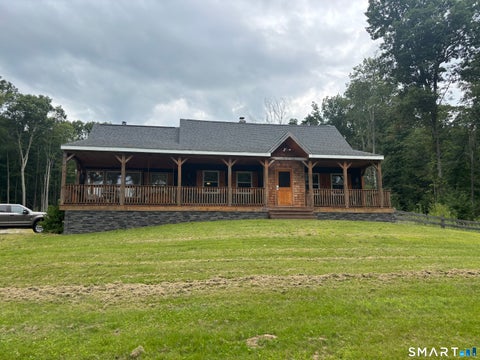 Homes For Rent - 10 Railroad Street<br/> Windham County, Pomfret, CT 06259
