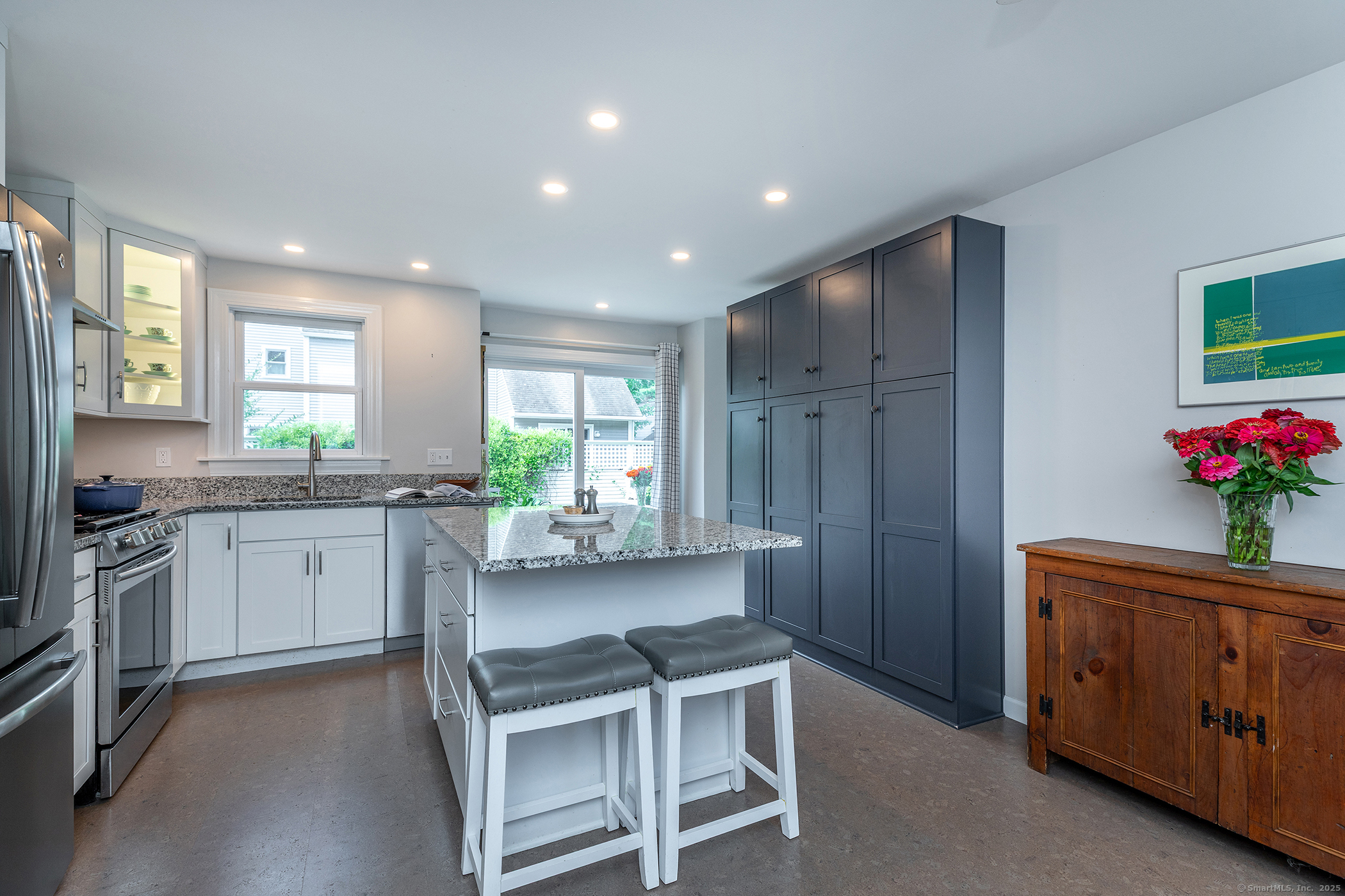 87 Canaan Road APT 2G