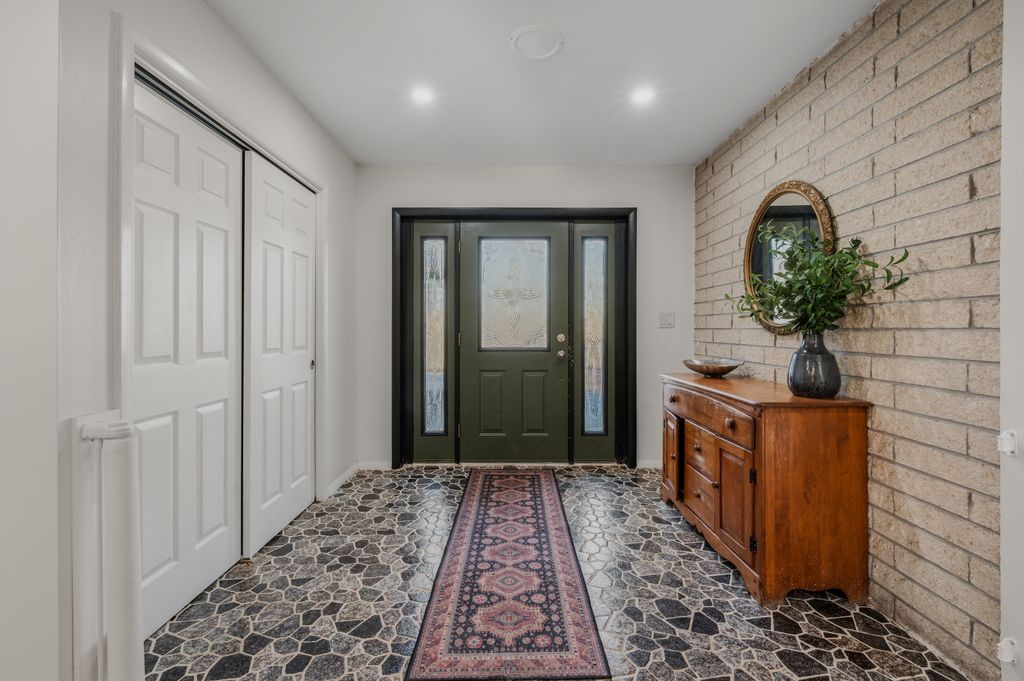 Photo of 244 Leffingwell Road, Montville, CT 06382 (MLS # 24138340)