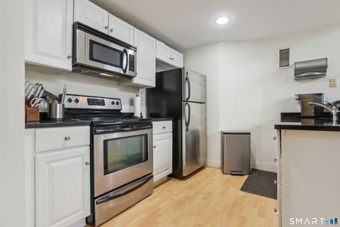 Tiny photo for 124 Court Street #5, New Haven, CT 06511 (MLS # 24164146)