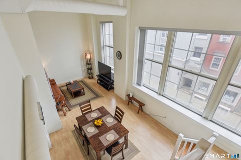 Photo of 124 Court Street #5, New Haven, CT 06511 (MLS # 24164146)