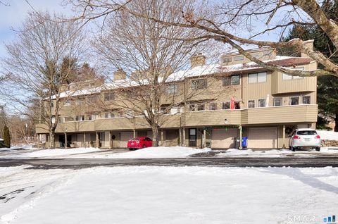 Photo of 76 Farview Commons, Southbury, CT 06488 (MLS # 24145080)