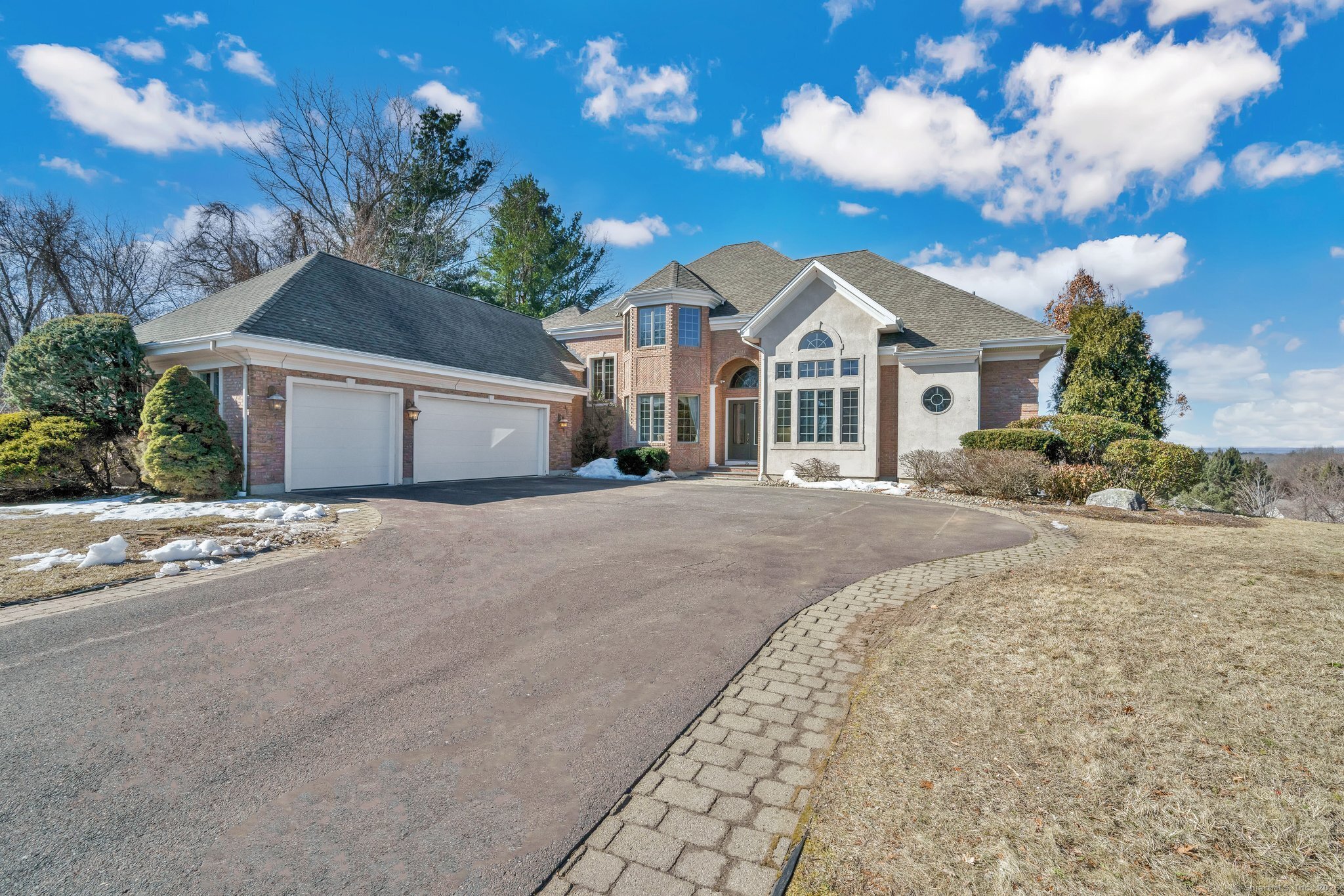 Property for Sale at Sunrise Lane, South Windsor, Connecticut - Bedrooms: 4 
Bathrooms: 3.5 
Rooms: 8  - $1,100,000