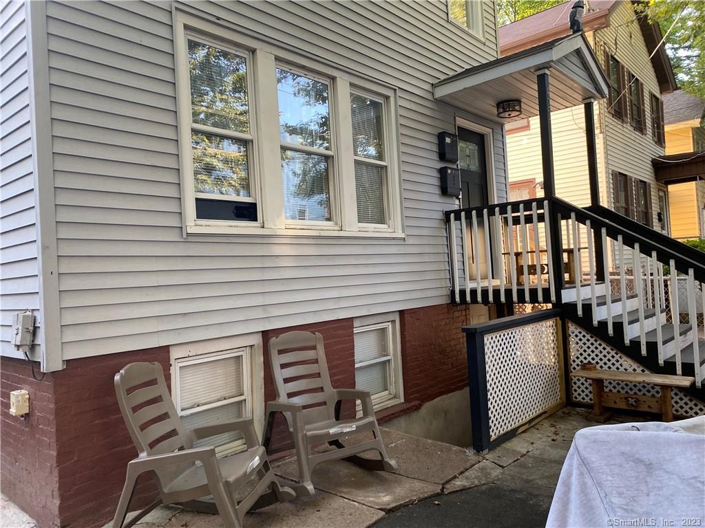 422 Blatchley Avenue