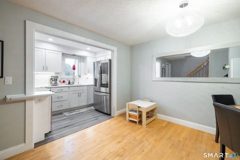 Tiny photo for 410 Farmington Avenue #APT O6, New Britain, CT 06053 (MLS # 24145223)