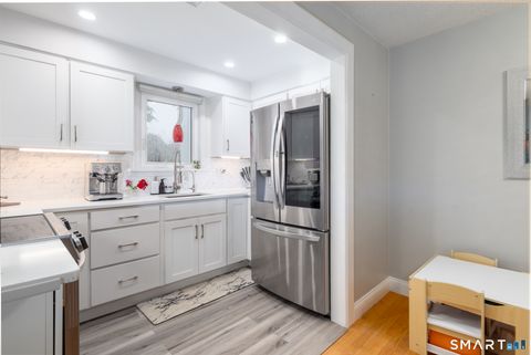 Tiny photo for 410 Farmington Avenue #APT O6, New Britain, CT 06053 (MLS # 24145223)