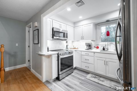 Tiny photo for 410 Farmington Avenue #APT O6, New Britain, CT 06053 (MLS # 24145223)