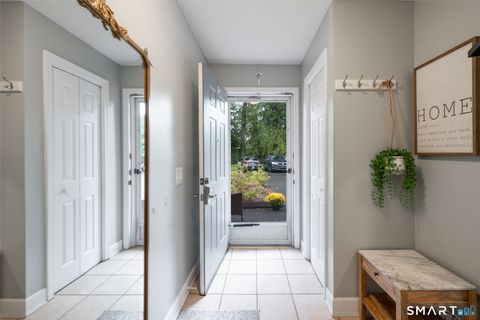 Tiny photo for 410 Farmington Avenue #APT O6, New Britain, CT 06053 (MLS # 24145223)