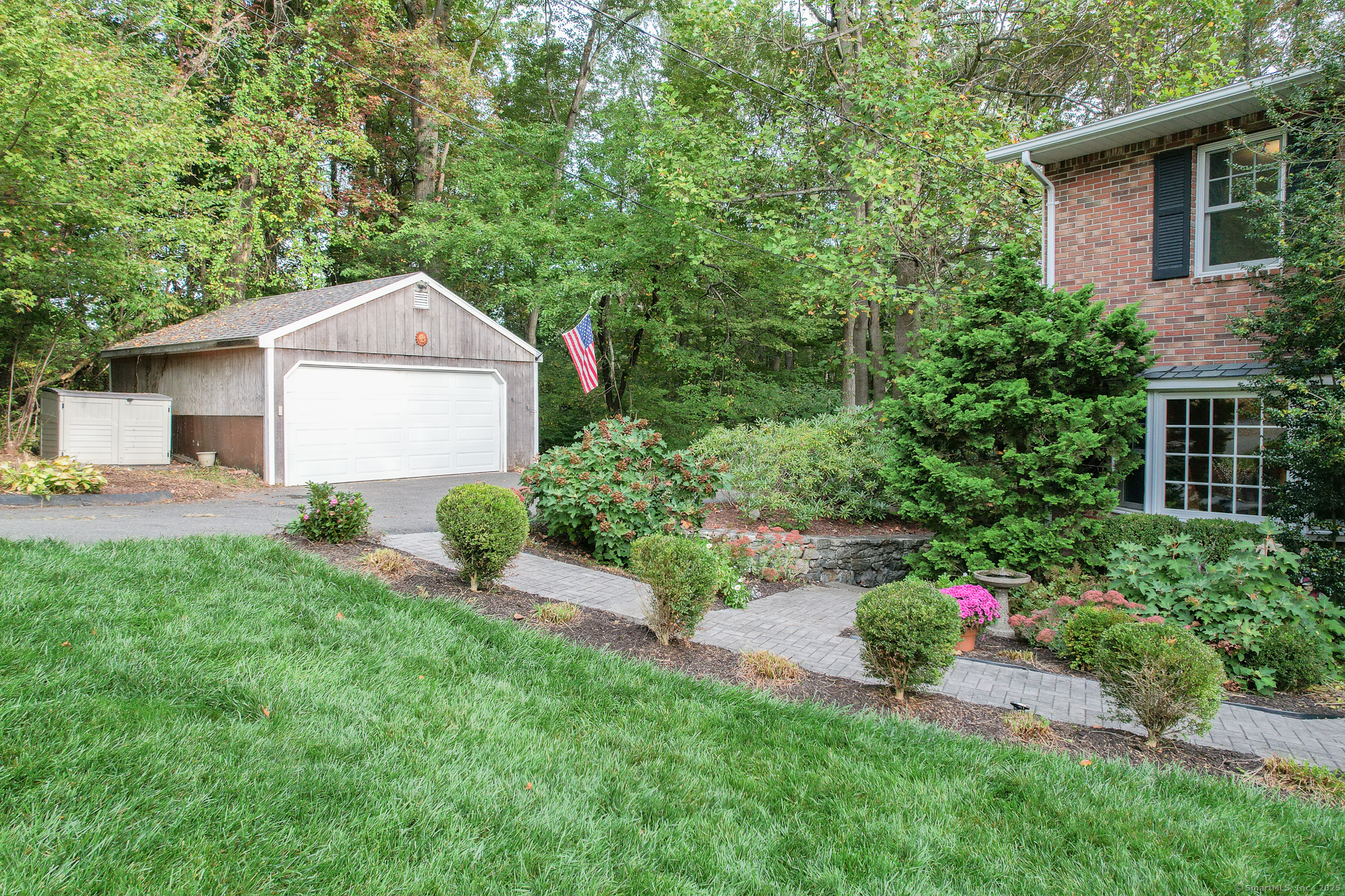 182 Bayberry Terrace