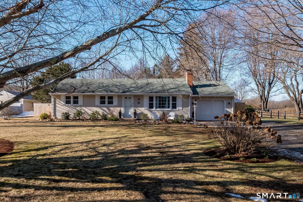 Photo of 99 Maple Avenue, Old Saybrook, CT 06475 (MLS # 24148617)
