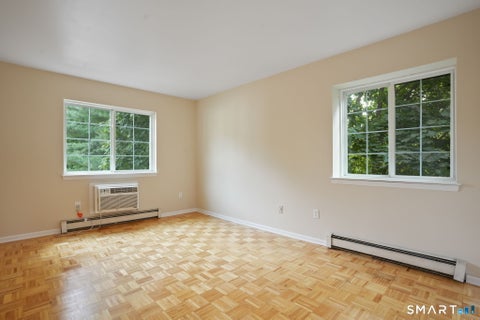 Tiny photo for 2955 Madison Avenue #44, Bridgeport, CT 06606 (MLS # 24214970)