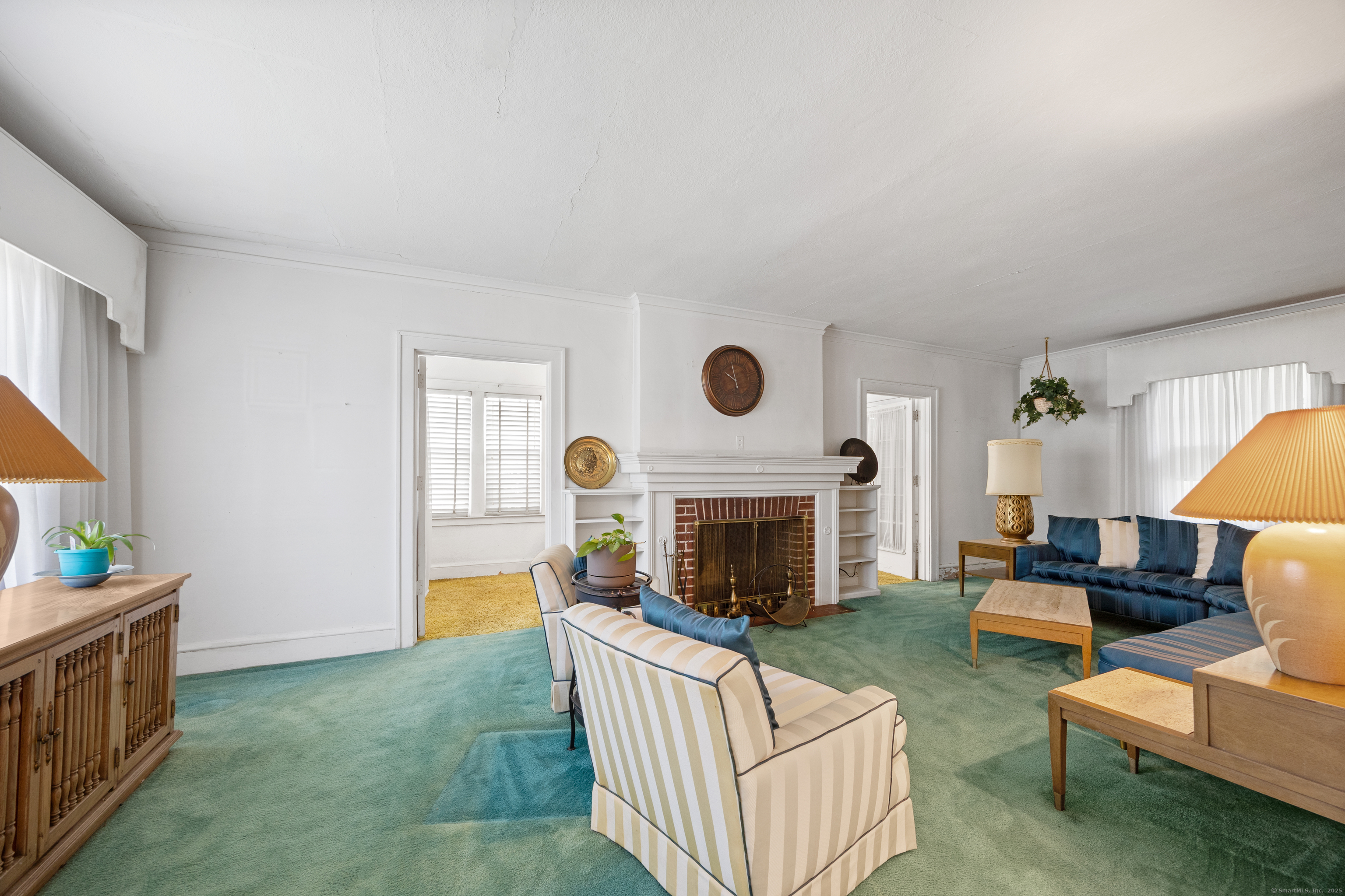 Hartford, Connecticut 06112, United States, 4 Bedrooms Bedrooms, ,2 BathroomsBathrooms,Residential,Active,174841