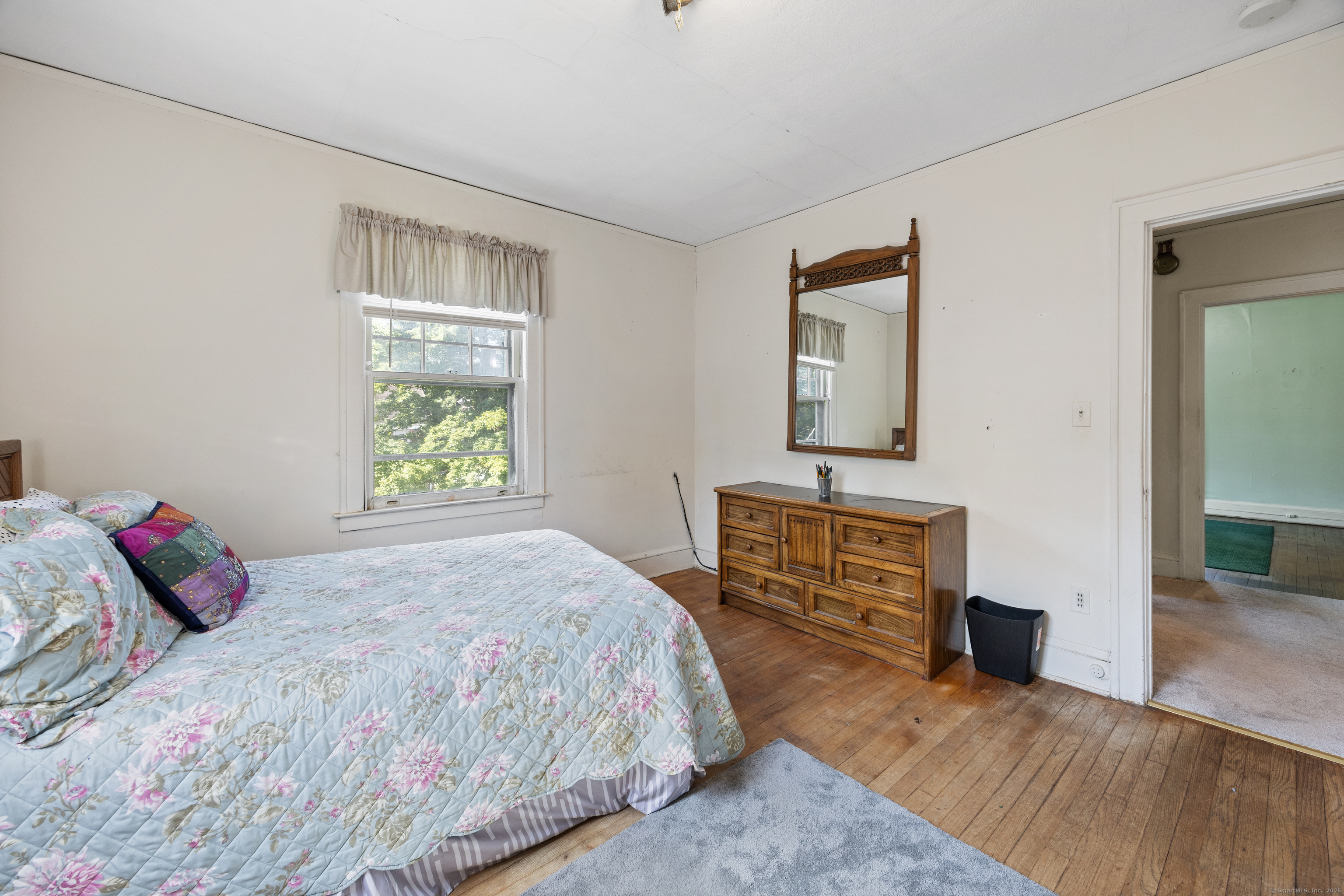 Hartford, Connecticut 06112, United States, 4 Bedrooms Bedrooms, ,2 BathroomsBathrooms,Residential,Active,174841