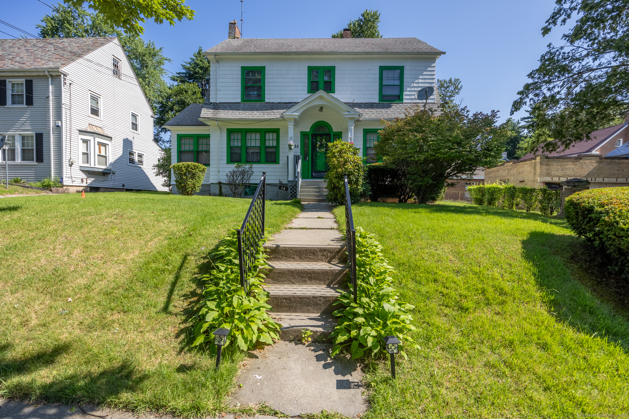 Hartford, Connecticut 06112, United States, 4 Bedrooms Bedrooms, ,2 BathroomsBathrooms,Residential,Active,174841