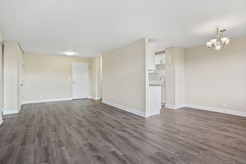 Tiny photo for 2625 Park Avenue #6M, Bridgeport, CT 06604 (MLS # 24143410)