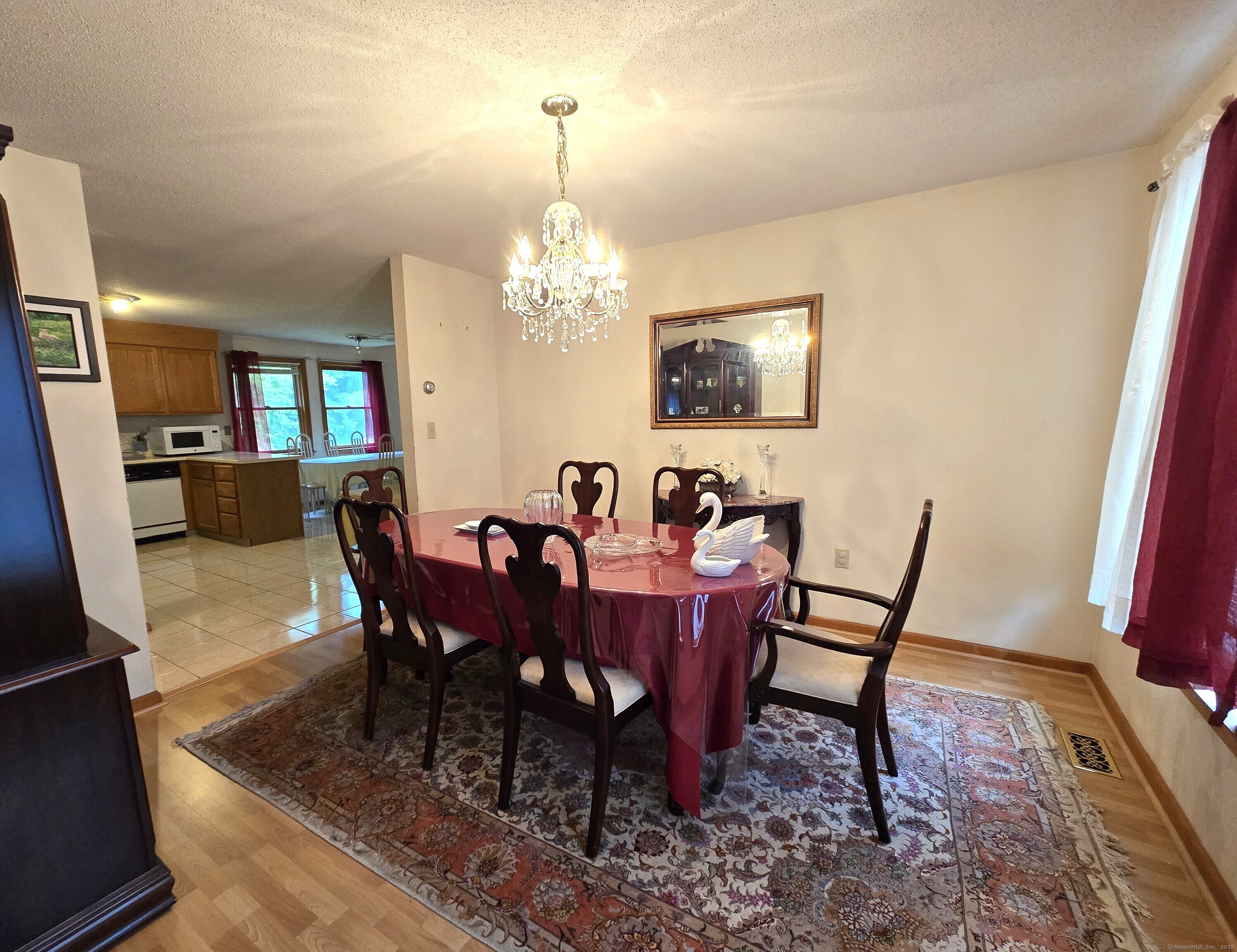 16 Landing Circle, Windsor, Connecticut image 13