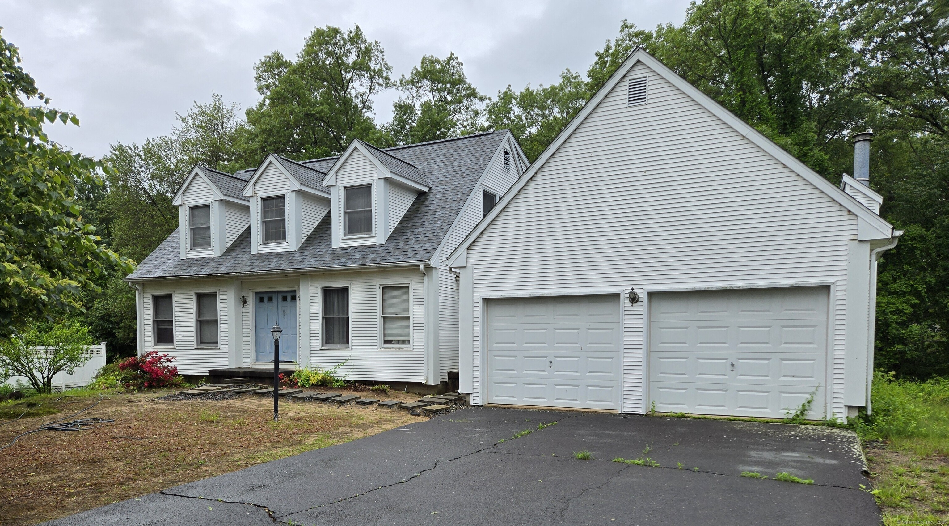 16 Landing Circle, Windsor, Connecticut image 2