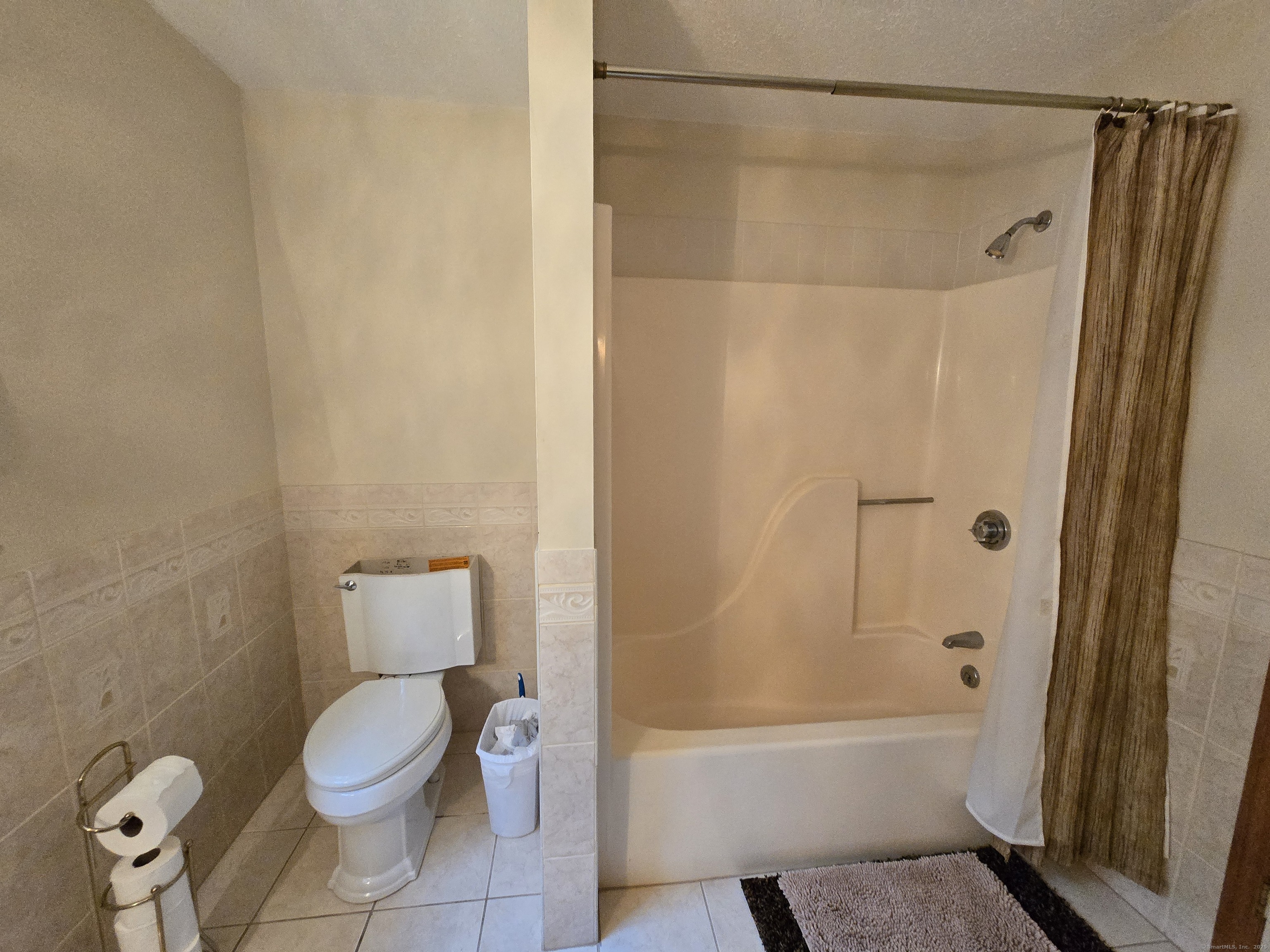 16 Landing Circle, Windsor, Connecticut image 21