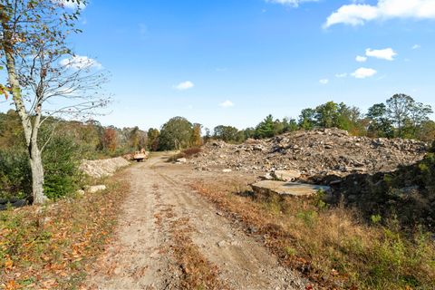 Tiny photo for 55,94,100 Hubbard Hi Klocek Road, Killingly, CT 06329 (MLS # 24131289)