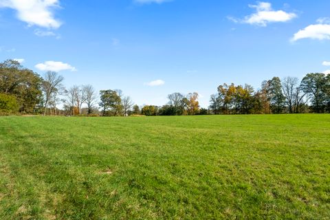 Tiny photo for 55,94,100 Hubbard Hi Klocek Road, Killingly, CT 06329 (MLS # 24131289)