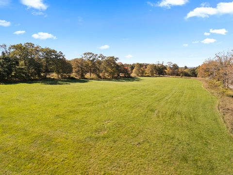 Tiny photo for 55,94,100 Hubbard Hi Klocek Road, Killingly, CT 06329 (MLS # 24131289)