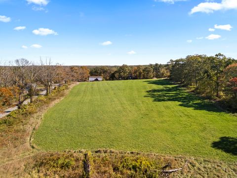 Tiny photo for 55,94,100 Hubbard Hi Klocek Road, Killingly, CT 06329 (MLS # 24131289)