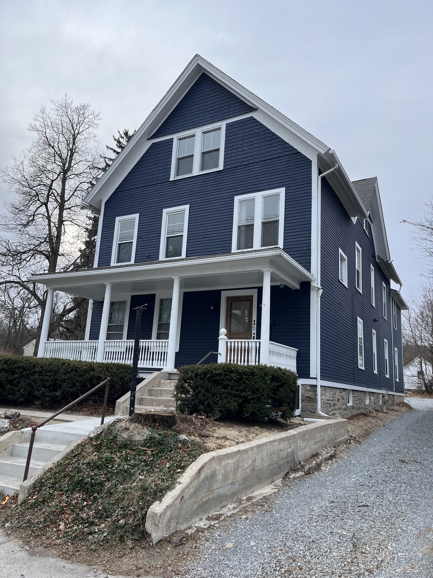 Rental Property at South Street 3rd Floor, Windham, Connecticut - Bedrooms: 2 
Bathrooms: 1 
Rooms: 5  - $1,400 MO.