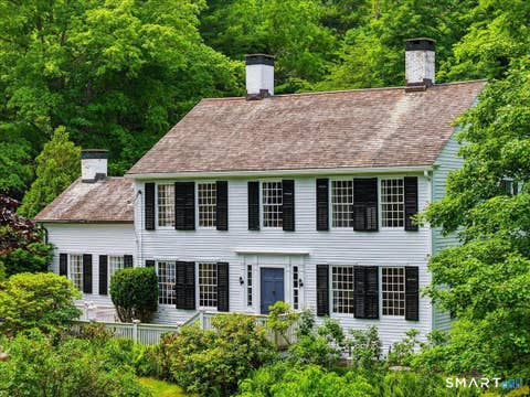 Photo of 8 Meeting House Road, Haddam, CT 06438 (MLS # 24182878)