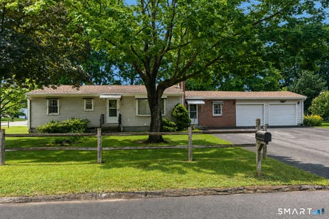 Photo of 25 Danbury Lane, Bristol, CT 06010 (MLS # 24195593)