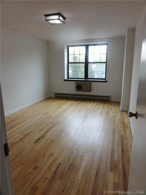 Tiny photo for 500 Newfield Avenue #2H, Stamford, CT 06905 (MLS # 24144722)