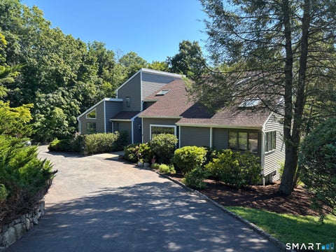 Photo of 11 Soundview Farm,, Weston, CT 06883 (MLS # 24209506)