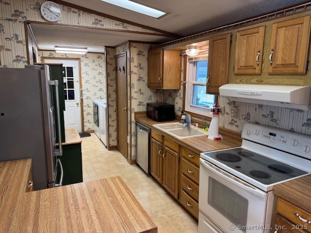 10 Viburnum Circle, Plainfield, Connecticut image 4