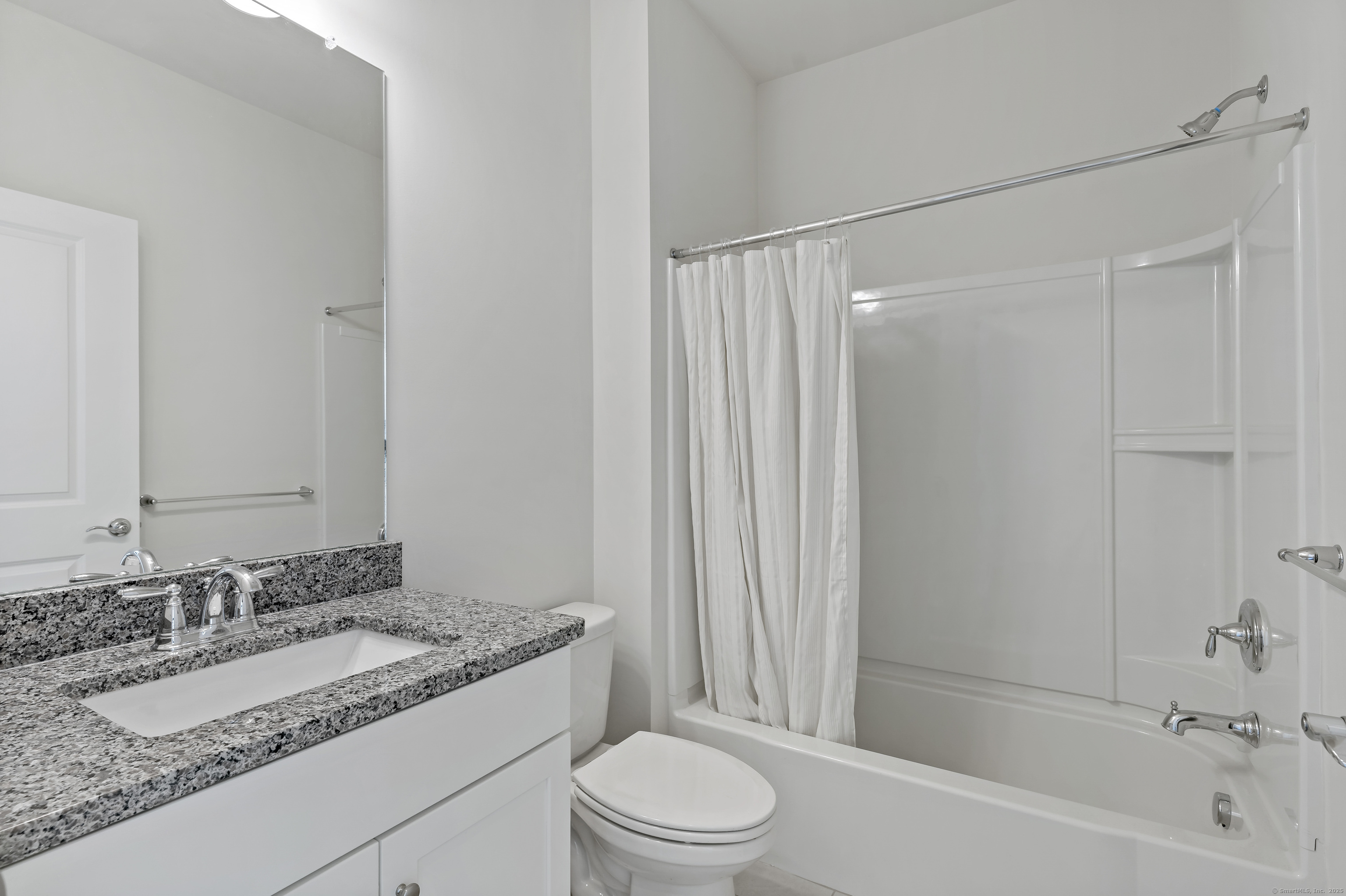 922 Tillinghast Drive #922, Oxford, Connecticut image 24