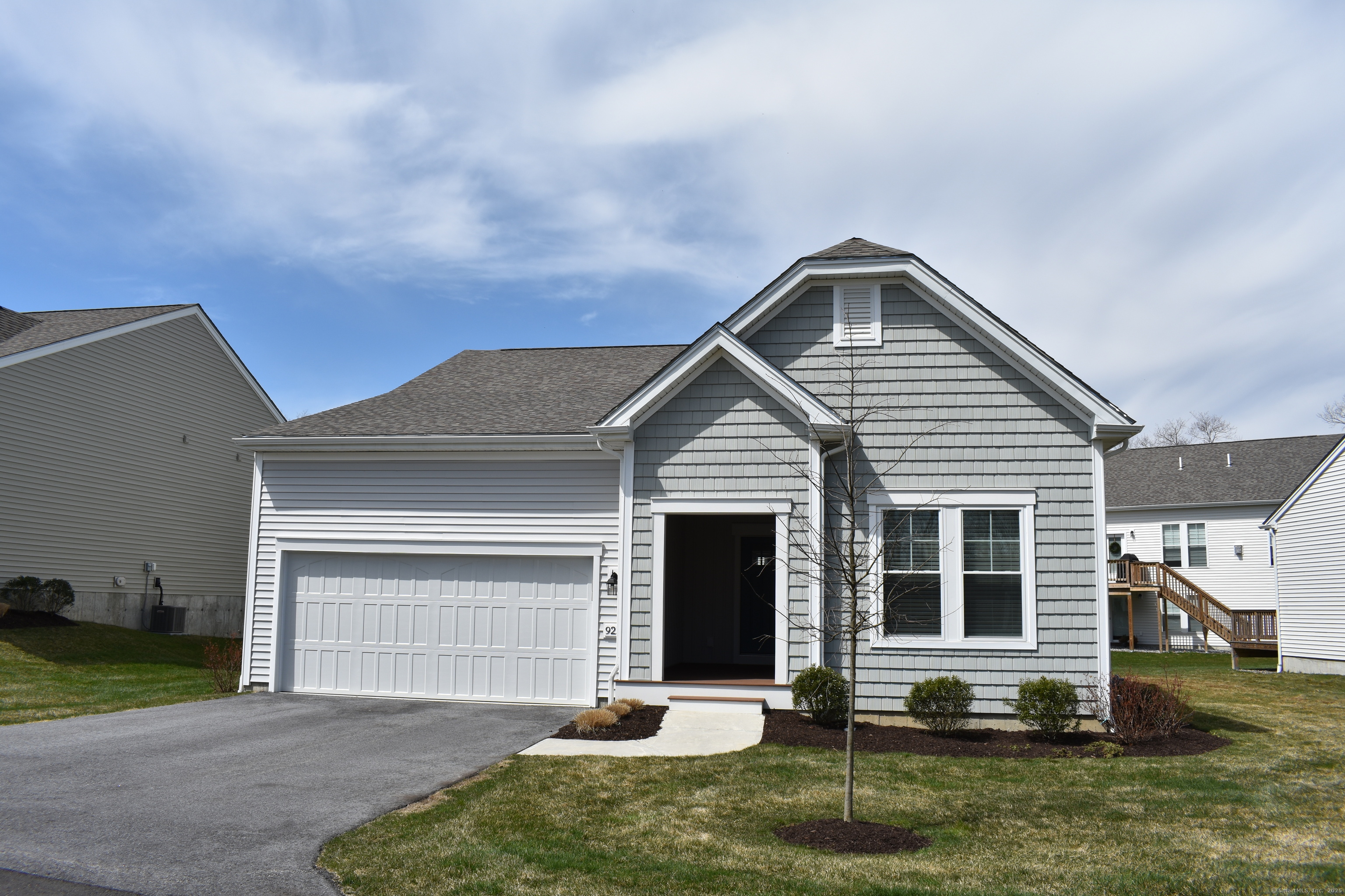 922 Tillinghast Drive #922, Oxford, Connecticut image 1