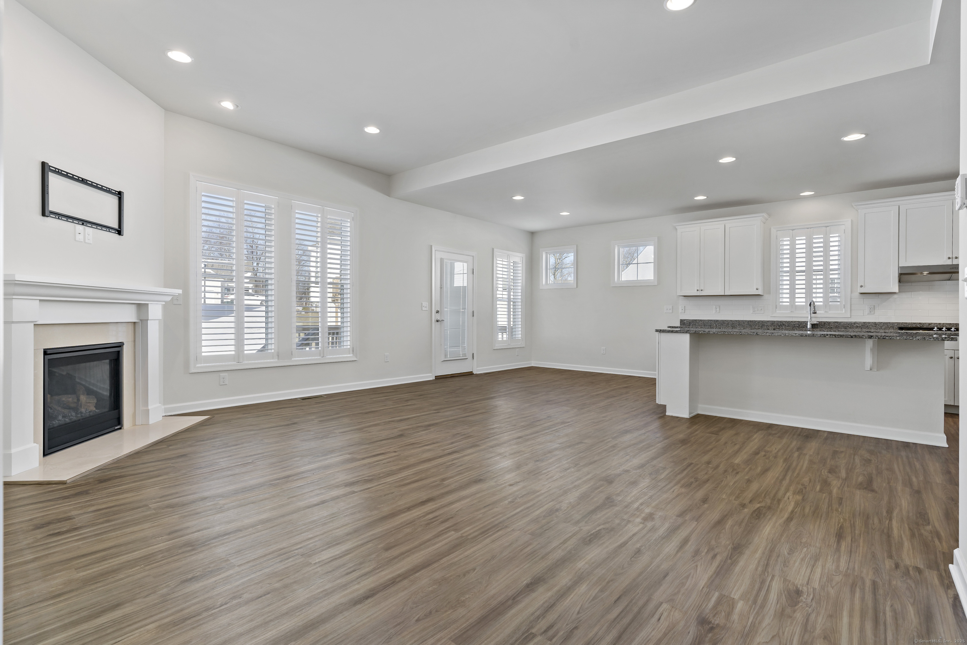 922 Tillinghast Drive #922, Oxford, Connecticut image 12