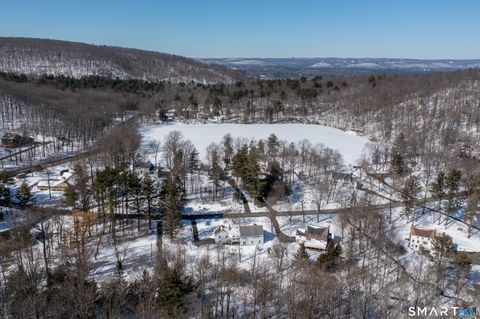 Photo of 36 Gale Road, Bloomfield, CT 06002 (MLS # 24156756)