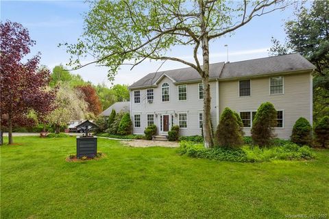 37 Hidden Hill Road New Hartford CT 06057
