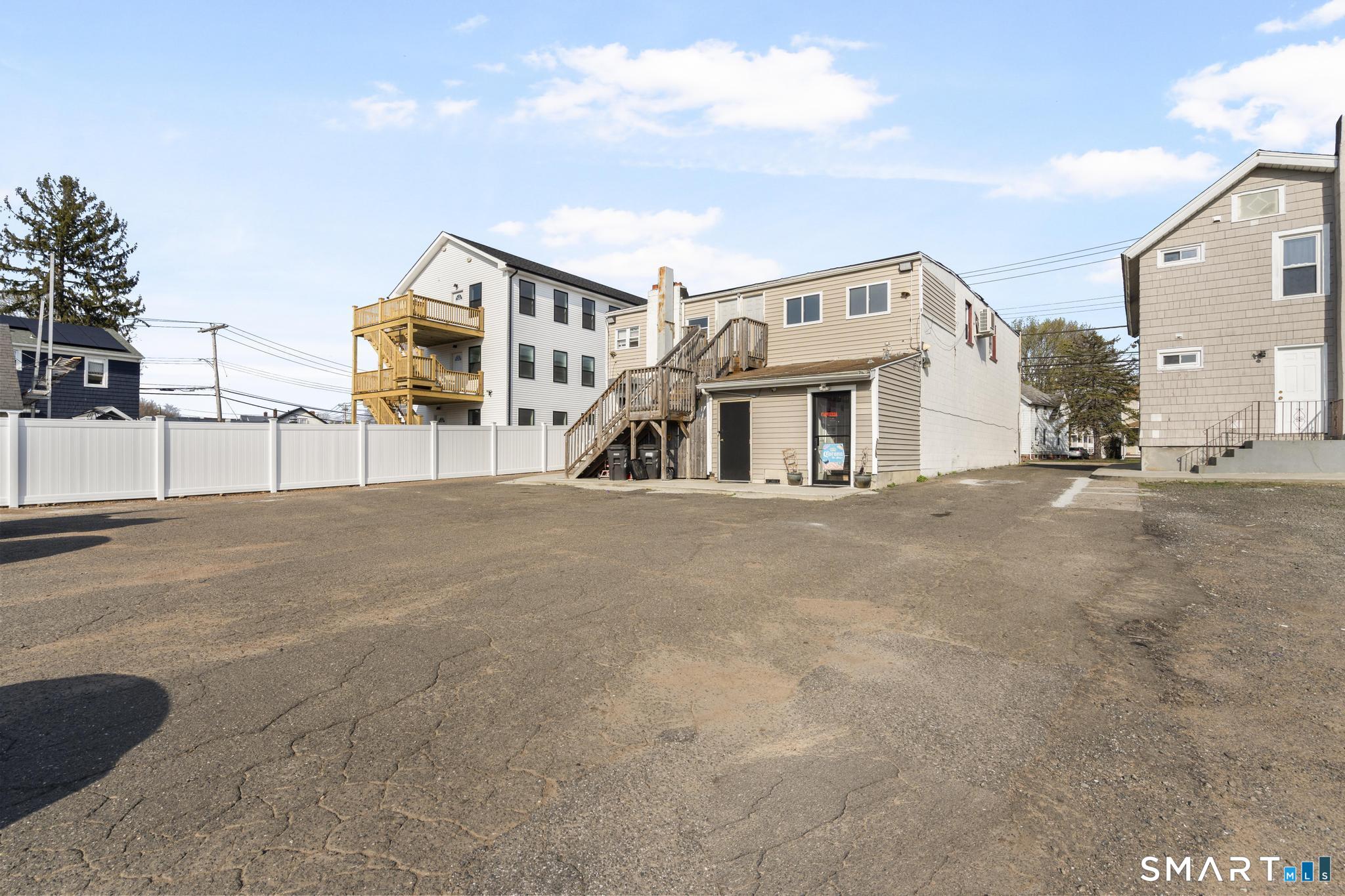 66 Hemingway Avenue