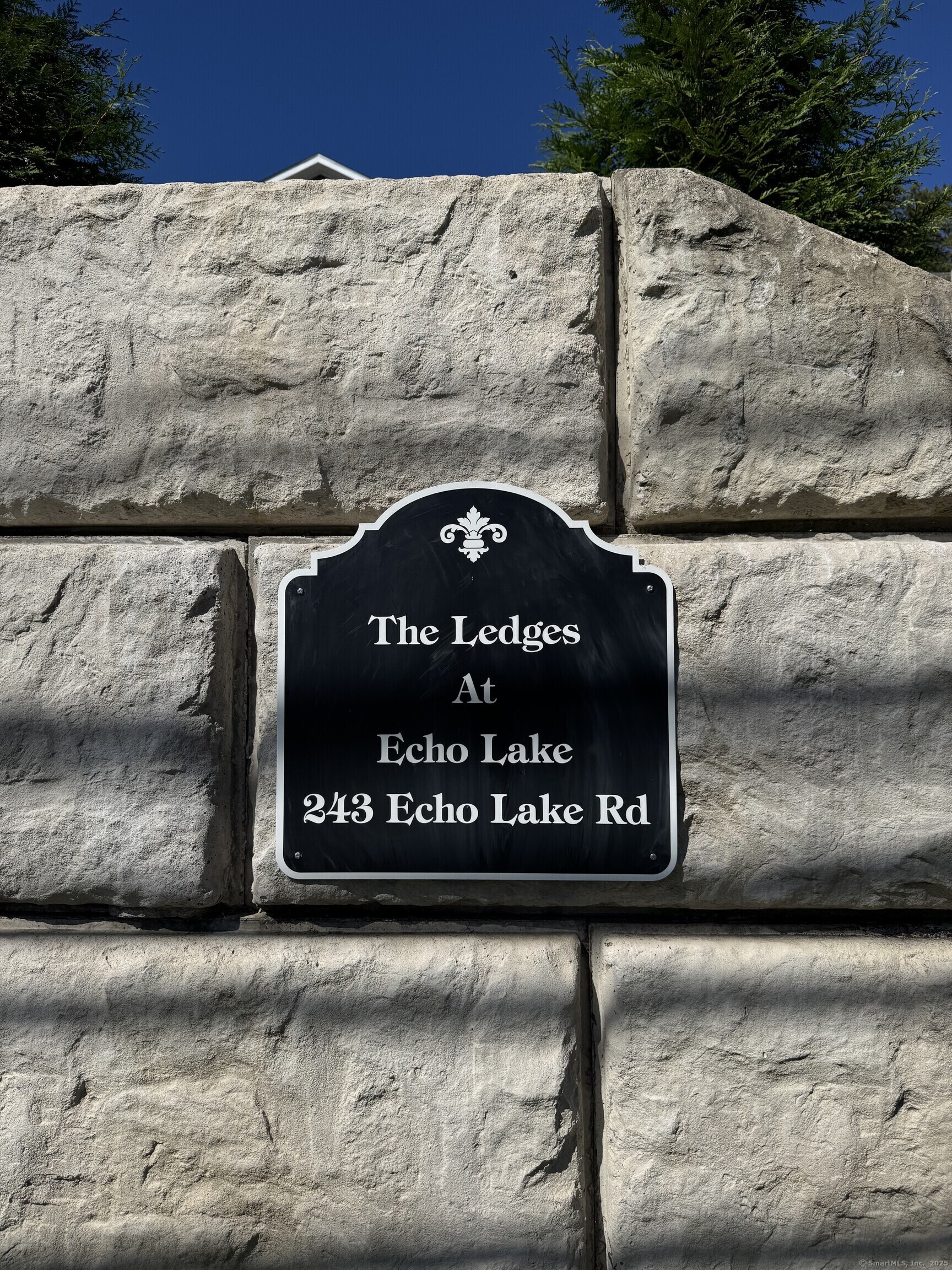 243 Echo Lake Road B6