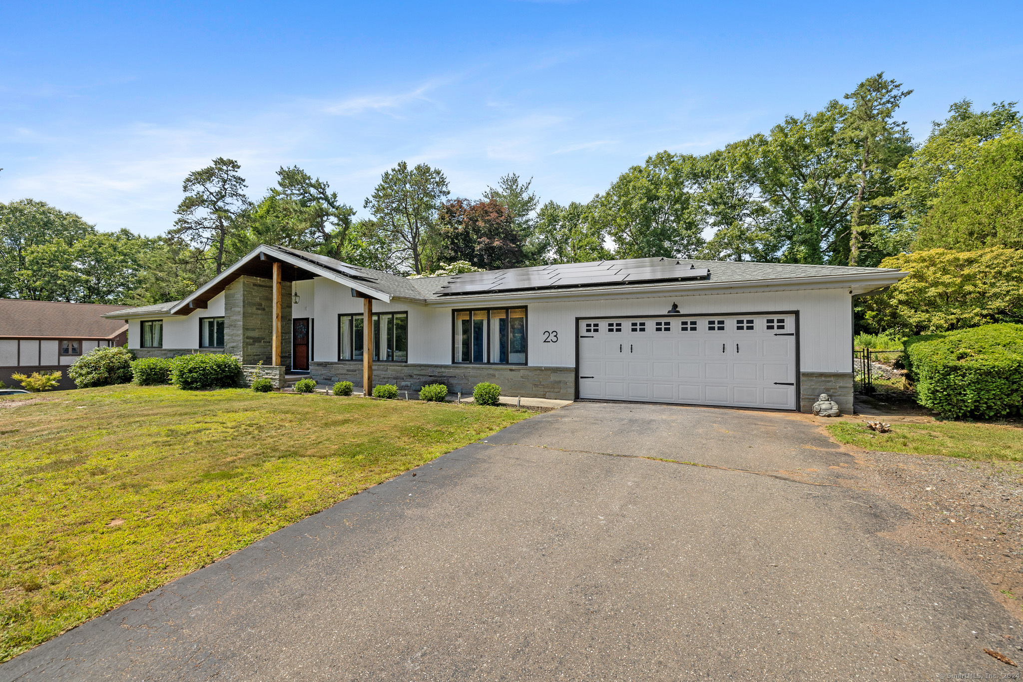 Property for Sale at 23 Pinewood Drive, Vernon, Connecticut - Bedrooms: 3 
Bathrooms: 2.5 
Rooms: 7  - $395,000